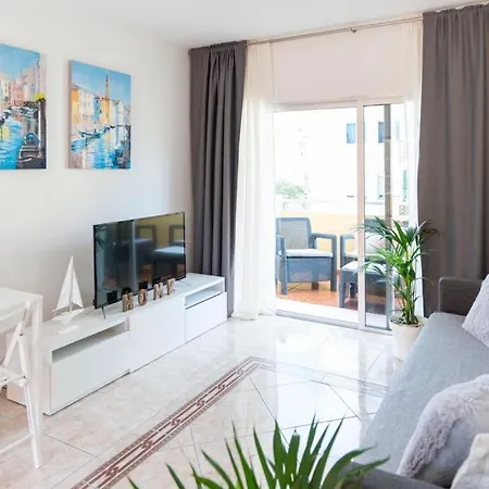 Los Angeles * Los Cristianos